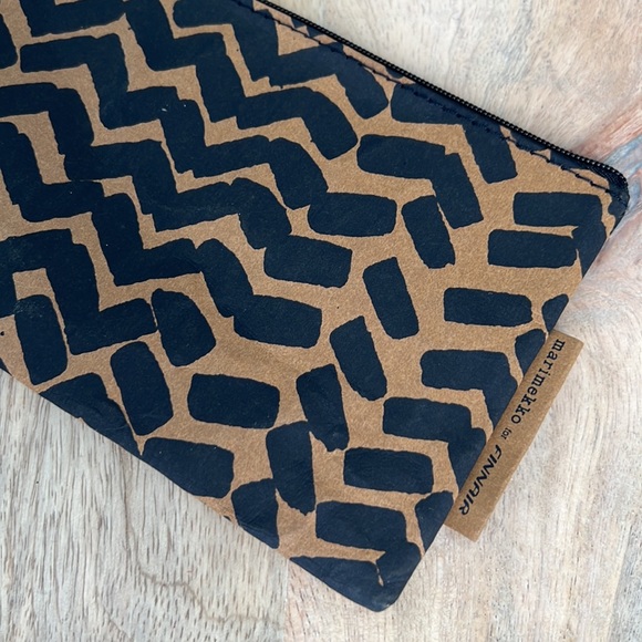 MARIMEKKO Pouch - Picture 3 of 4